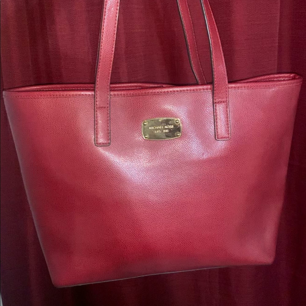 Michael Kors purse